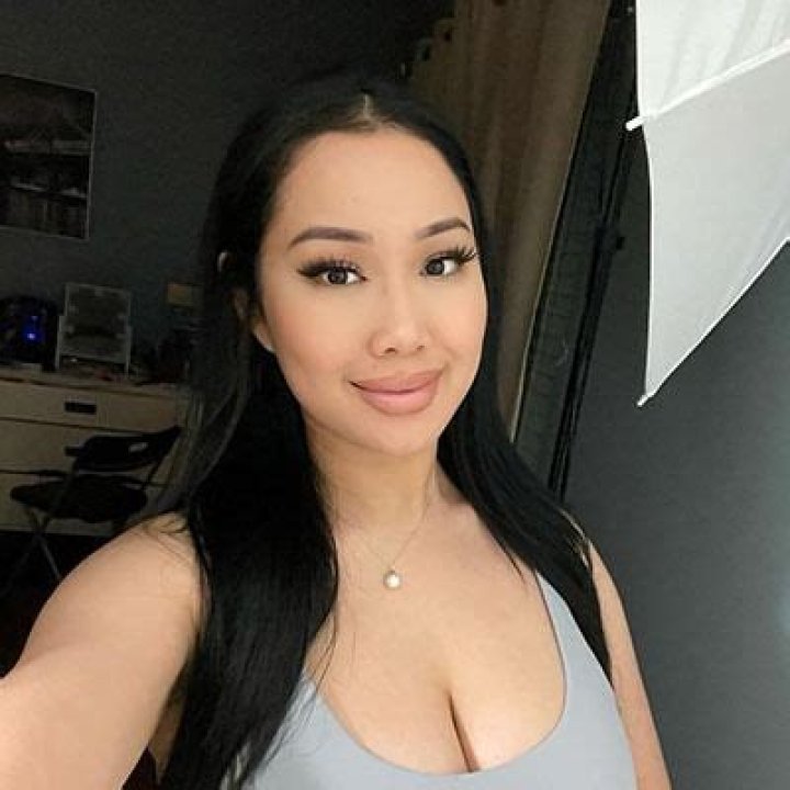 
Fran OW Wiki: What’s Her Ethnicity | Twitch Streamer Religion And Family Details 