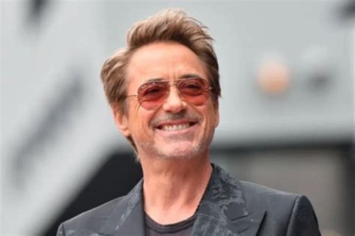Robert Downey Jr Height, Weight, Net Worth, Age, Birthday, Wikipedia, Who, Nationality, Biography