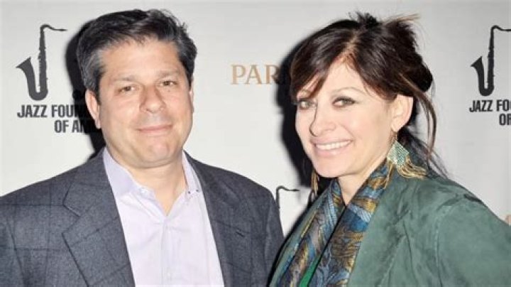 
Sarayu Rao And Her Husband Jonathan Blue Met In A NYE Party 