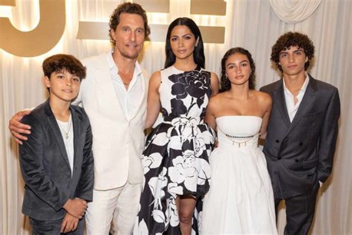 Vida Alves McConaughey Height, Weight, Net Worth, Age, Birthday, Wikipedia, Who, Nationality, Biography